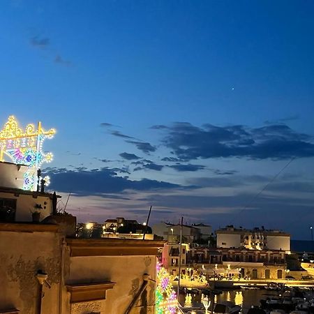 Palazzo Lamantea Boutique Rooms Bisceglie Exterior foto