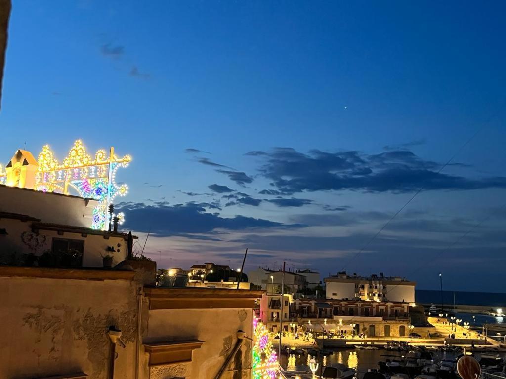 Palazzo Lamantea Boutique Rooms Bisceglie Exterior foto